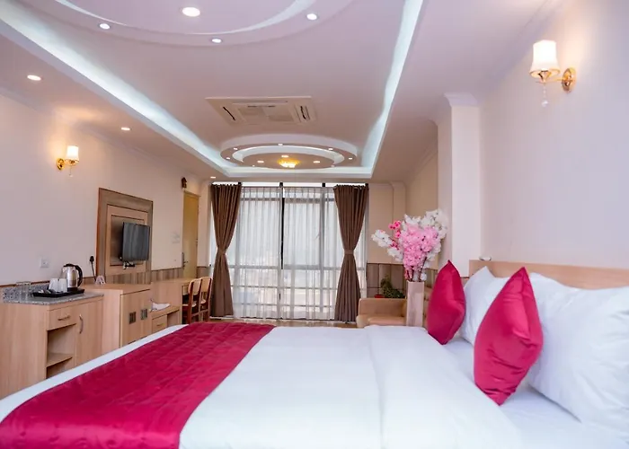Drishya Hotel 3*