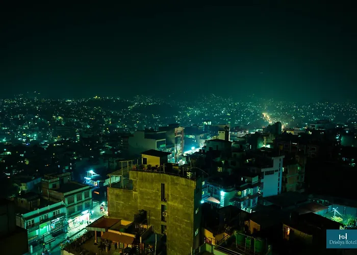 Hotel Drishya 3*