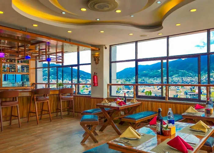Drishya Hotel 3*