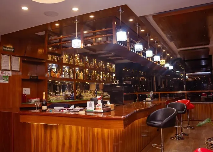 Drishya Hotel 3*